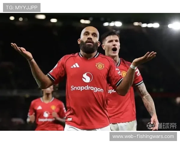 曼联3-4-2-1阵型演变，阿莫林打造中场控制力